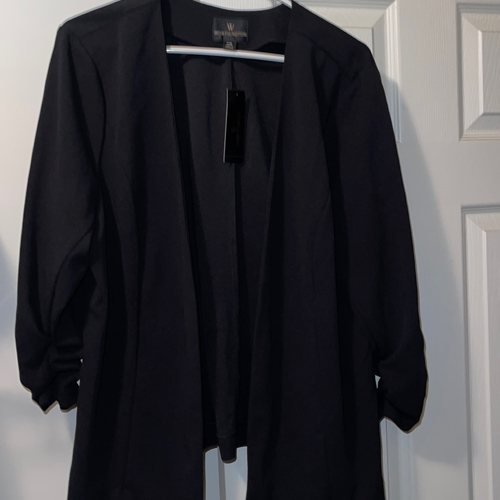 Women’s black open front blazer